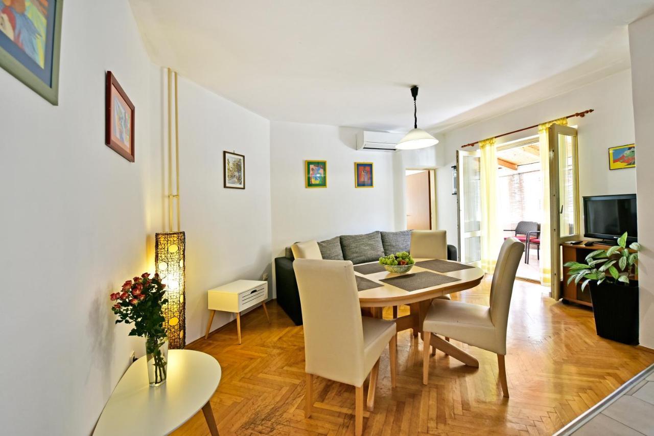 Apartment Nikola Poreč Buitenkant foto