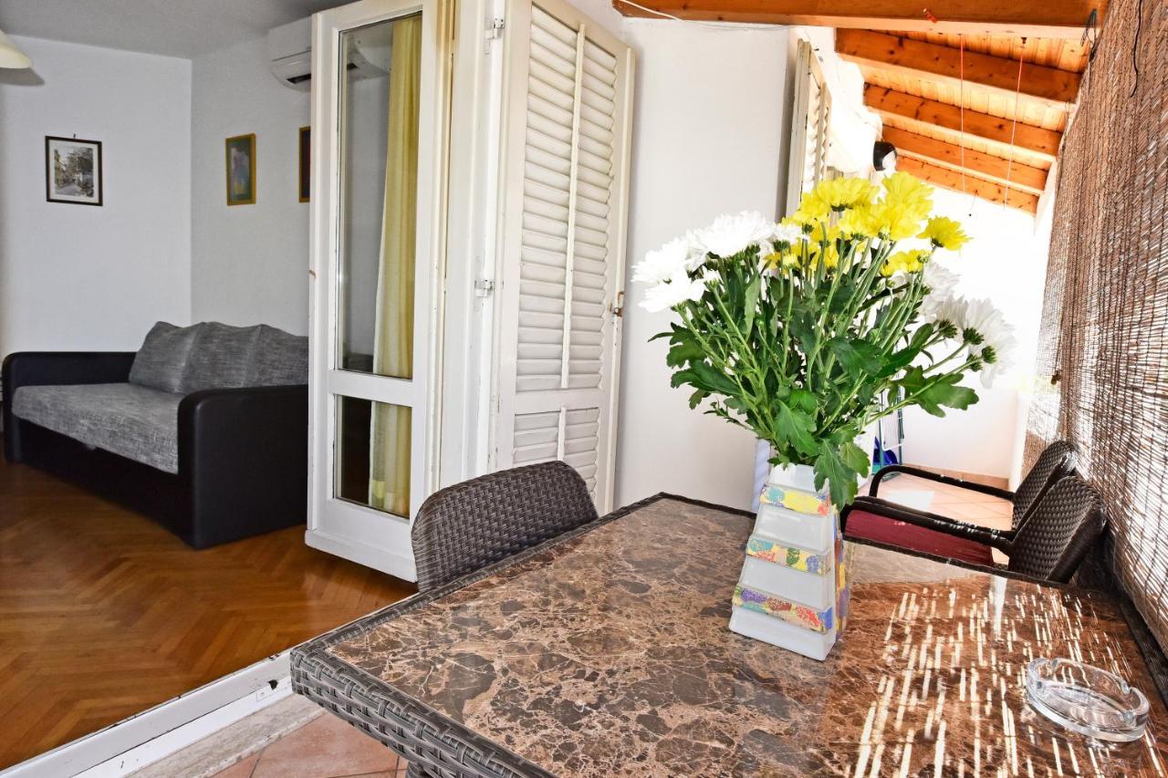 Apartment Nikola Poreč Buitenkant foto